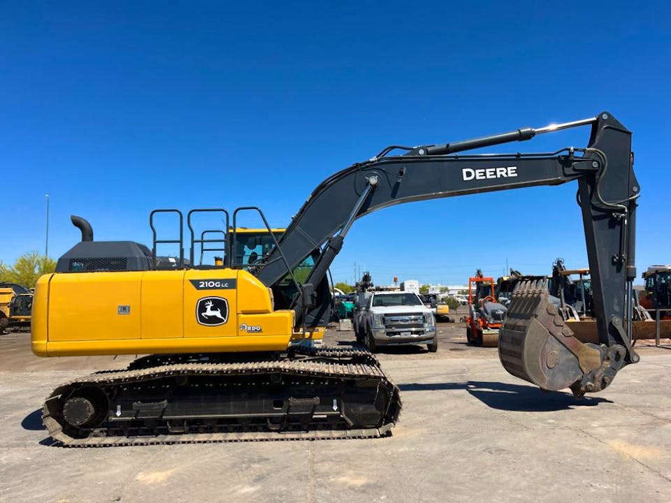 John Deere 210GLC