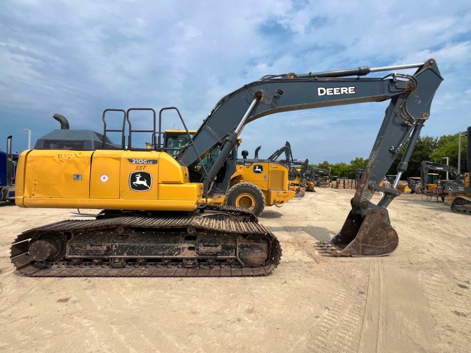 John Deere 210GLC