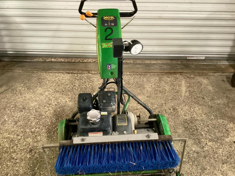 John Deere 260SL