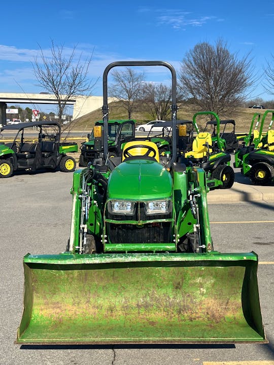 John Deere 3025E