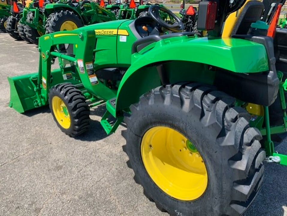John Deere 3043D