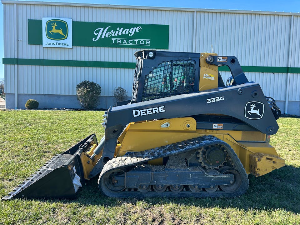 John Deere 333G