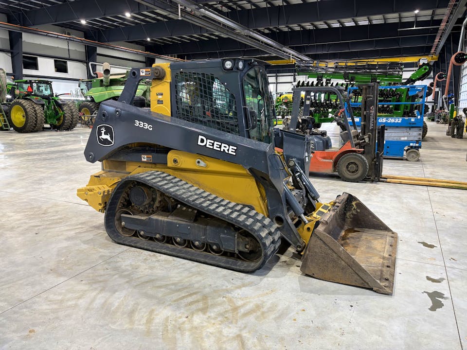 John Deere 333G