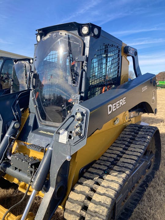 John Deere 333G