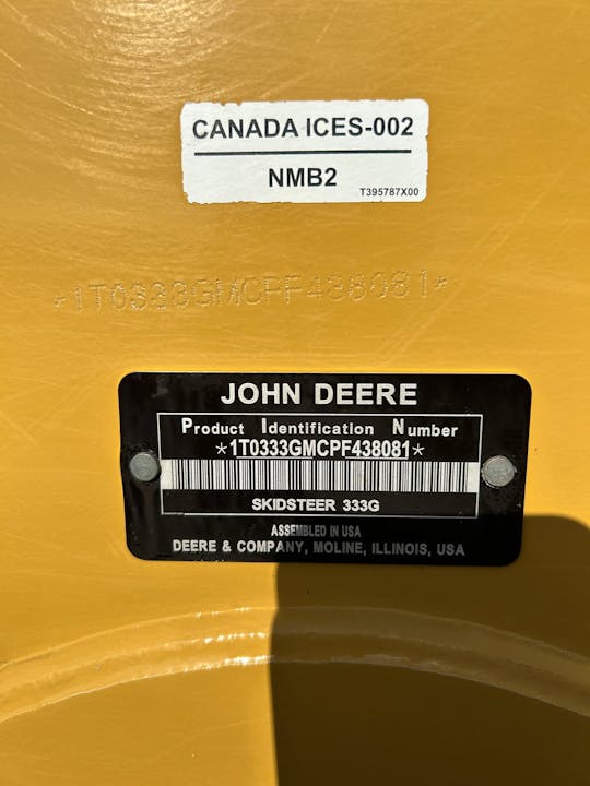 John Deere 333G