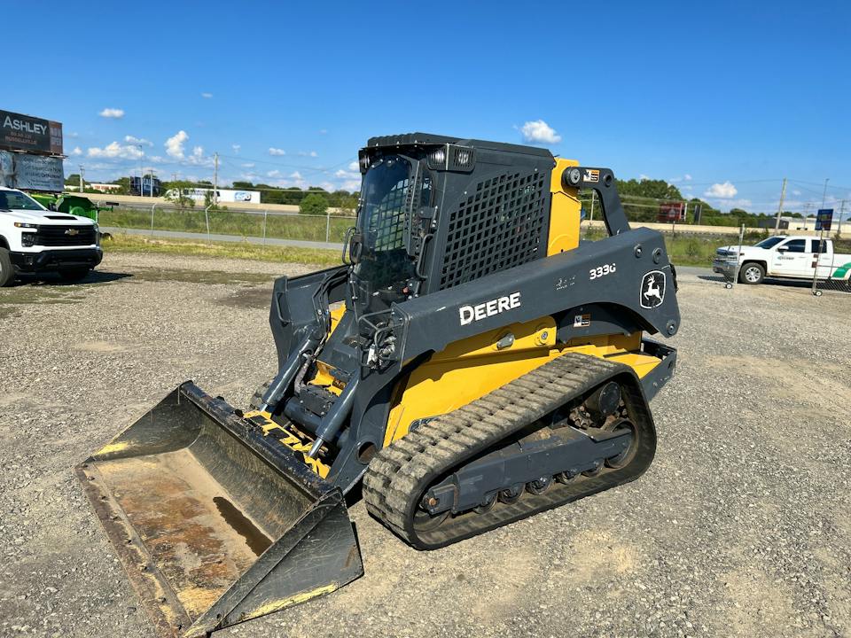 John Deere 333G