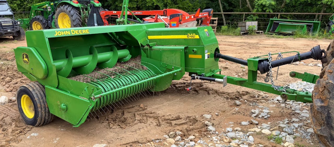 John Deere 348