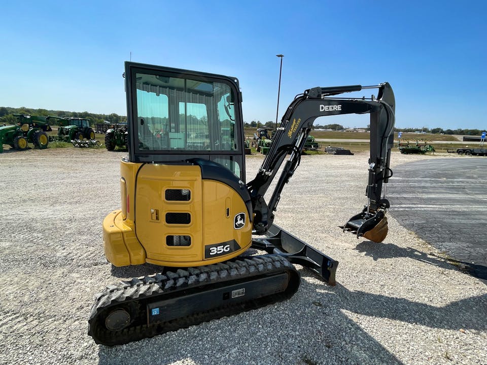 John Deere 35G