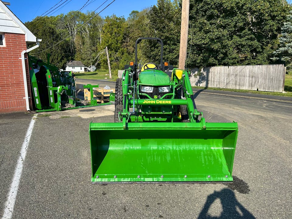 John Deere 4066M