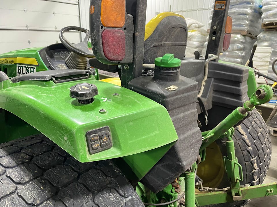 John Deere 4066R
