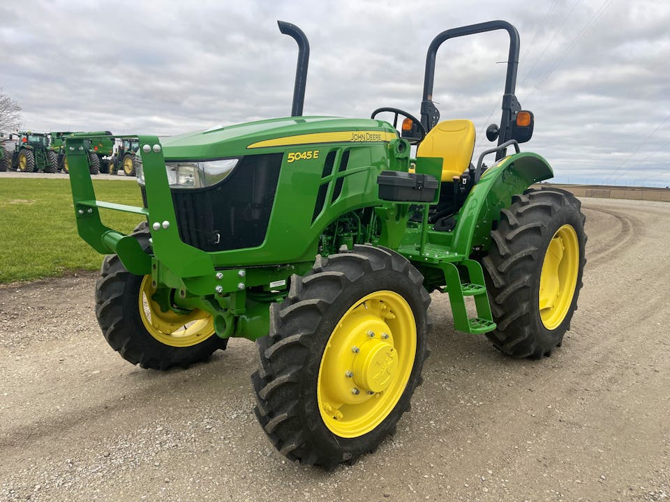 John Deere 5045E