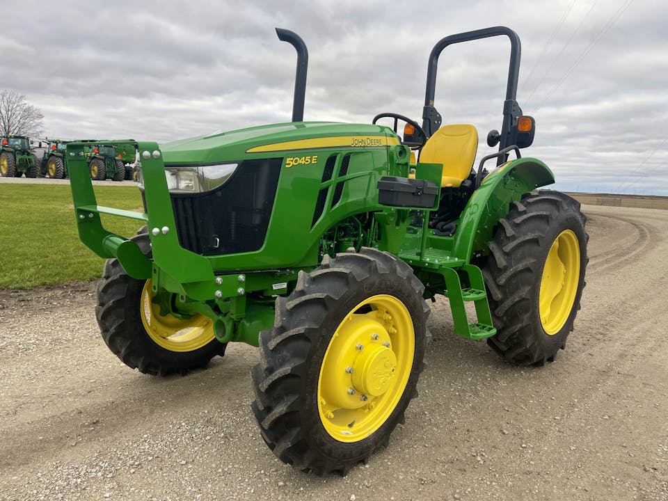 John Deere 5045E