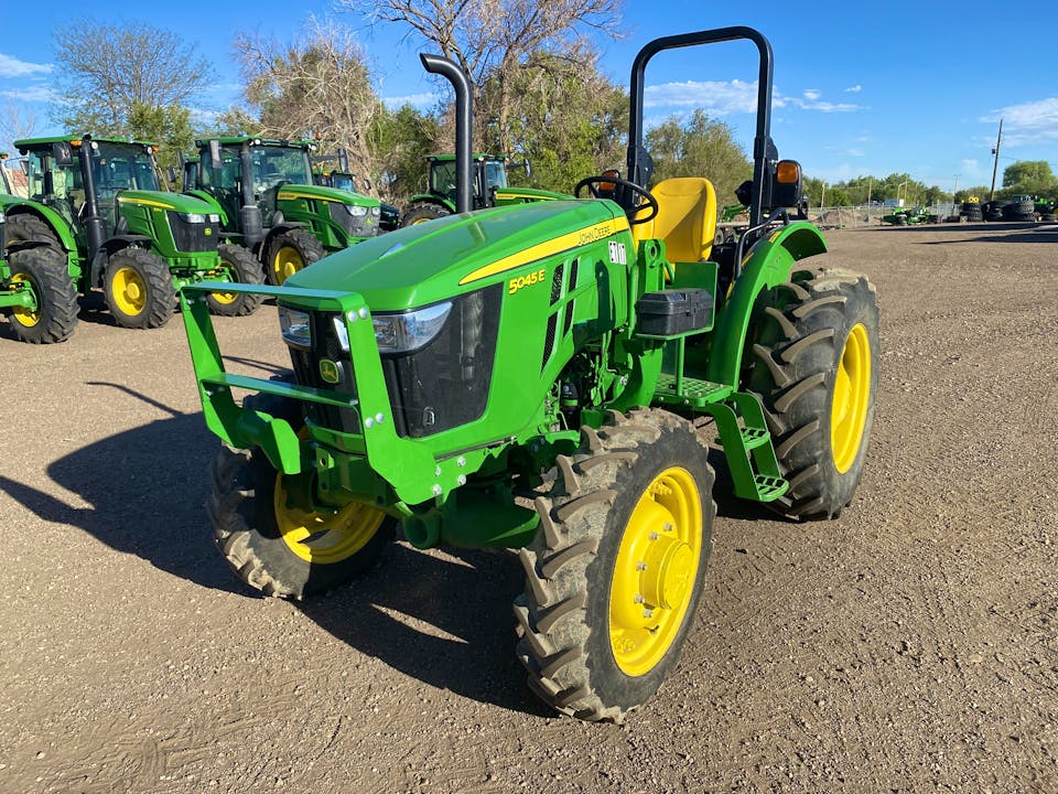John Deere 5045E