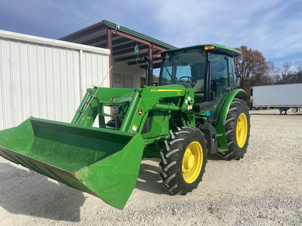 John Deere 5090E
