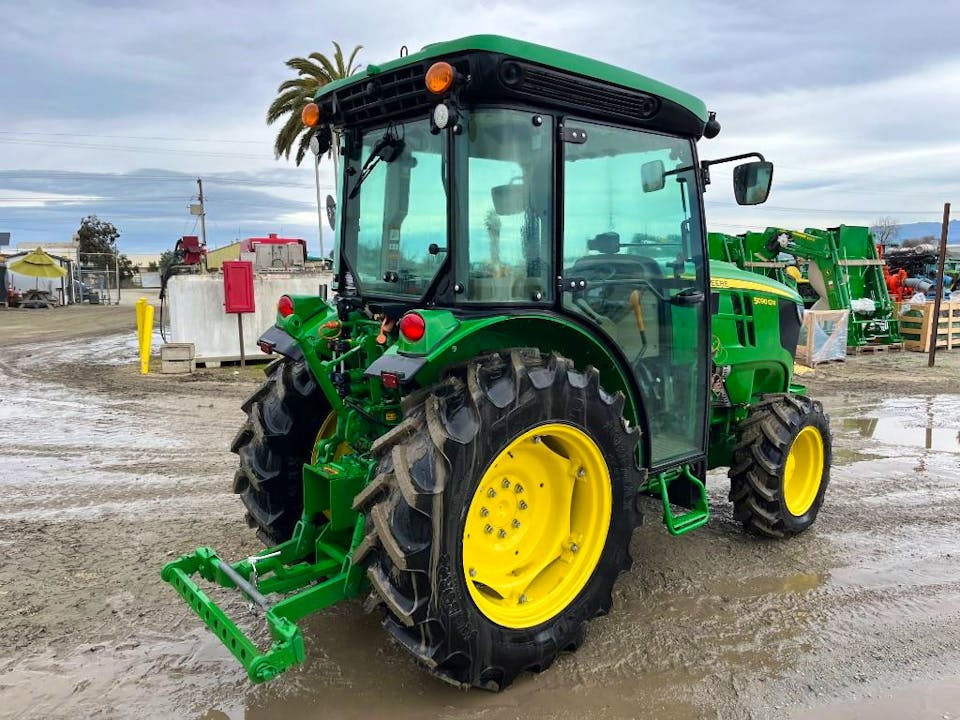 John Deere 5090GN