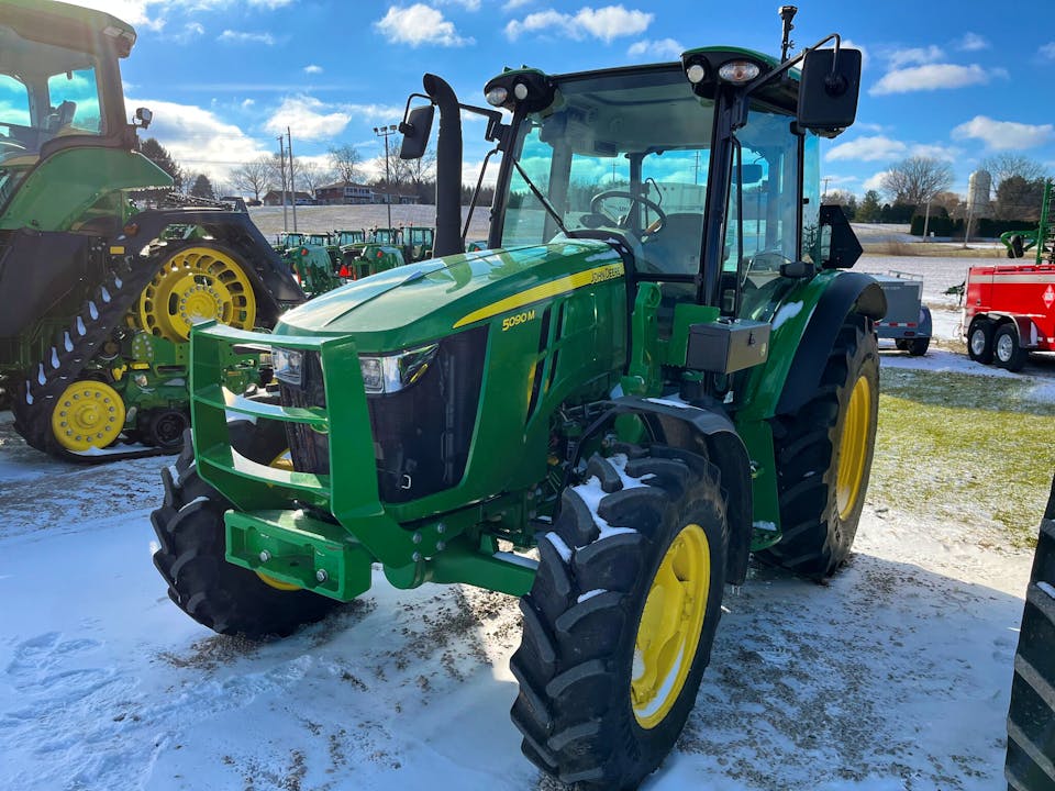 John Deere 5090M