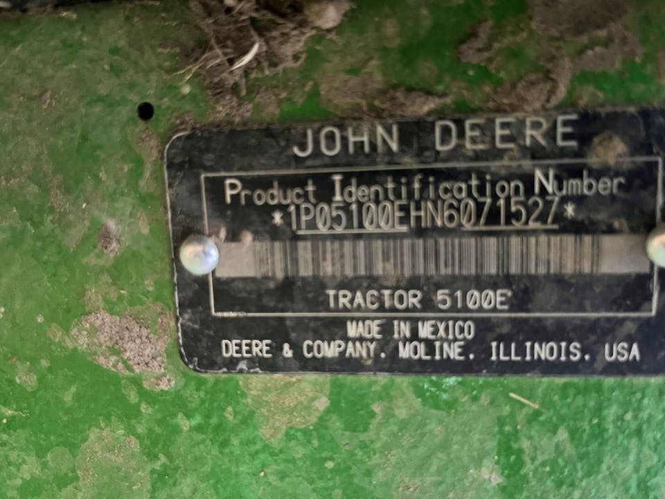 John Deere 5100E