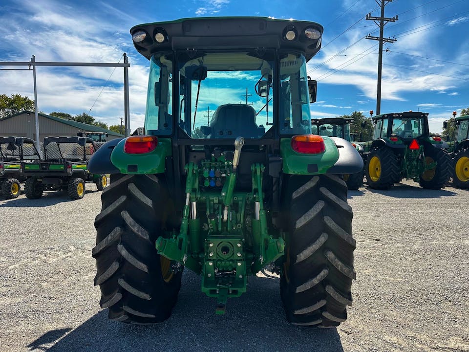 John Deere 5100M