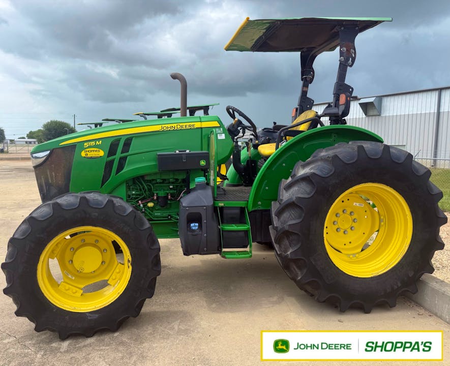 John Deere 5115M