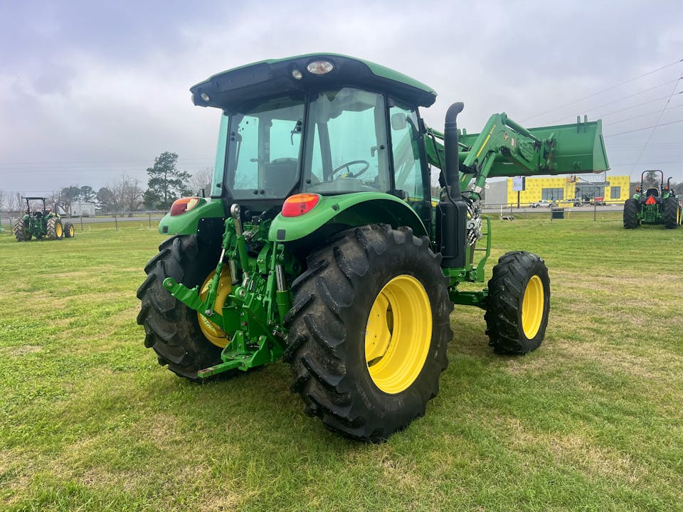 John Deere 5125M