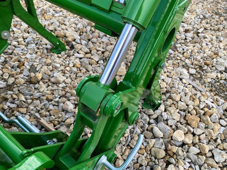 John Deere 520M