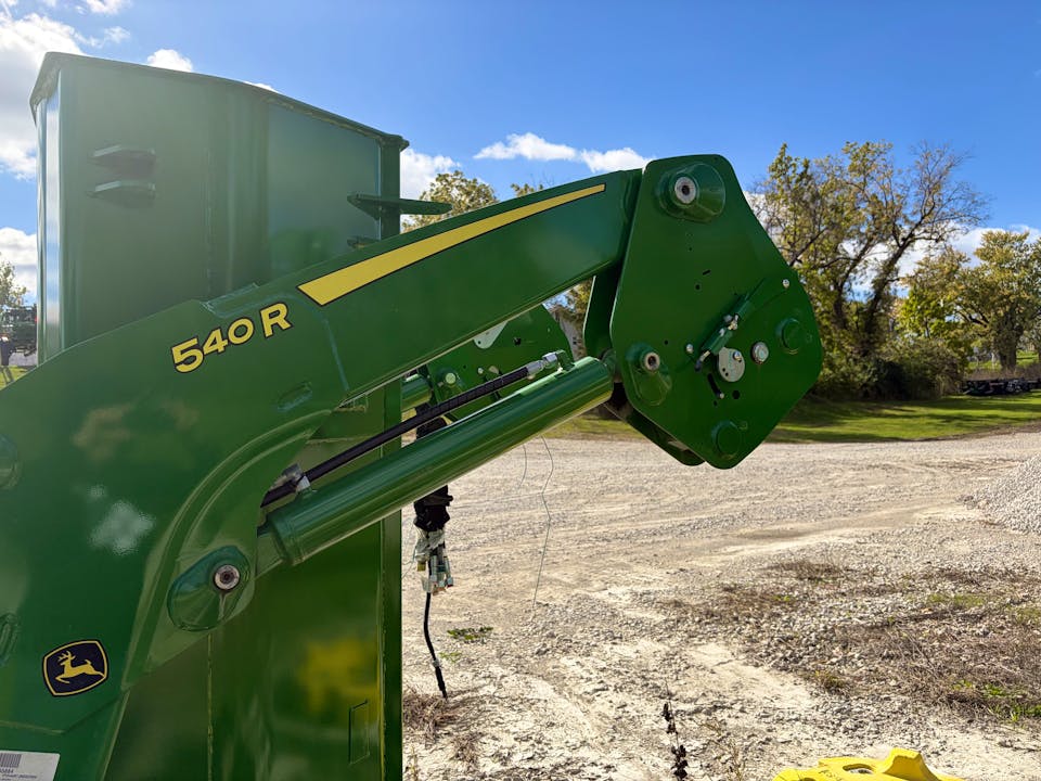 John Deere 540R