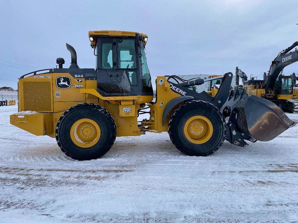 John Deere 544P