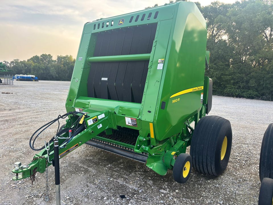 John Deere 560R