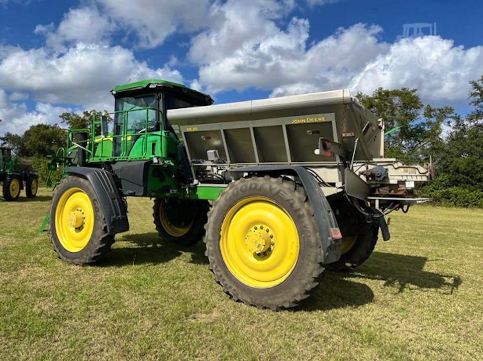 John Deere 600R