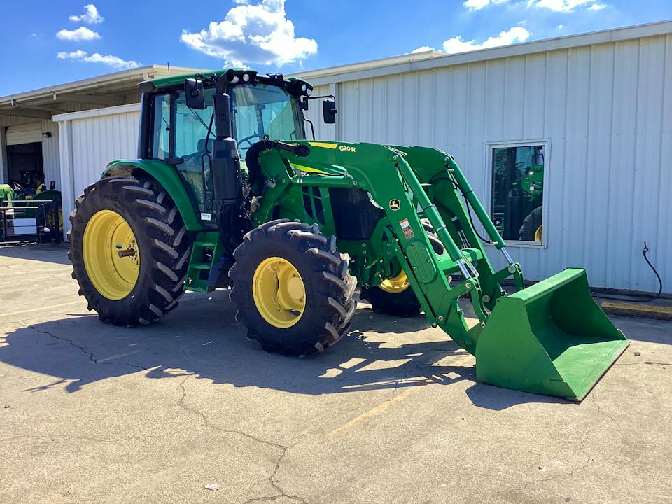 John Deere 6110M