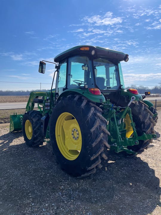 John Deere 6120E