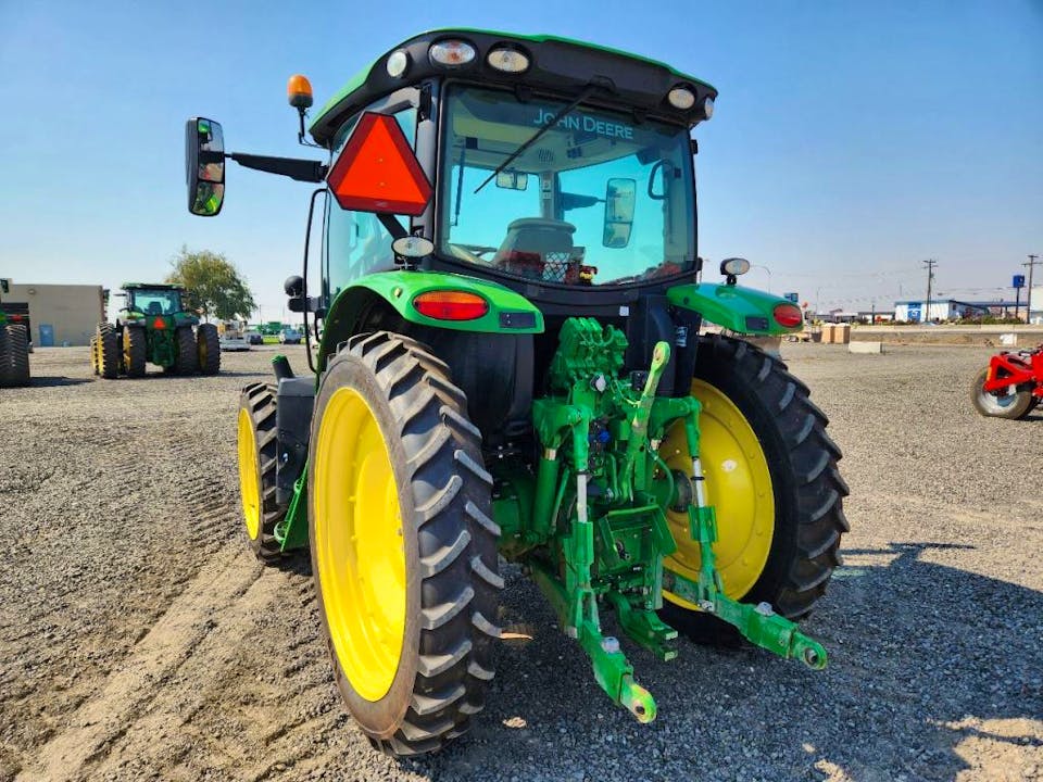 John Deere 6120R