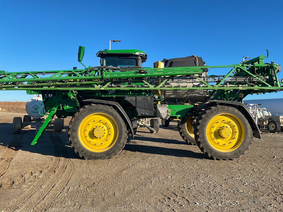 John Deere 612R