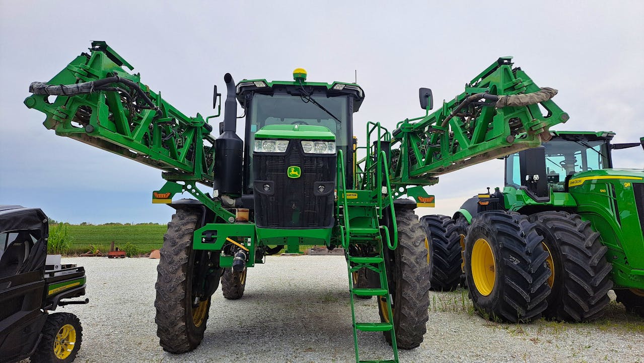 John Deere 612R