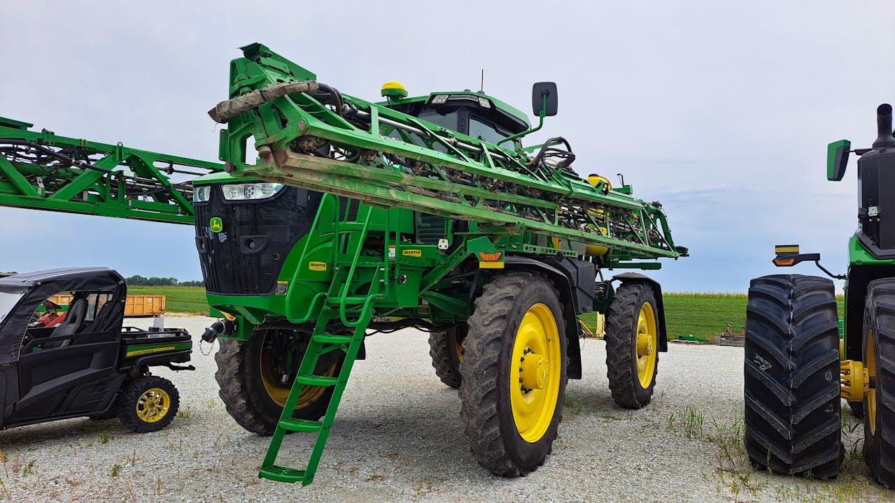John Deere 612R