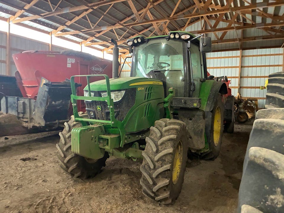 John Deere 6130M