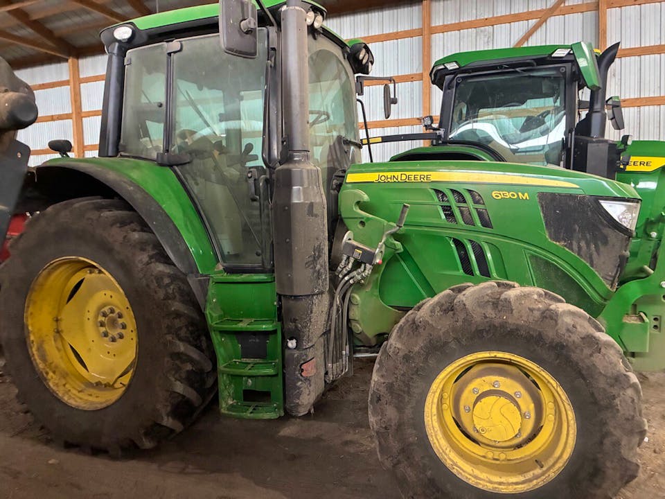 John Deere 6130M