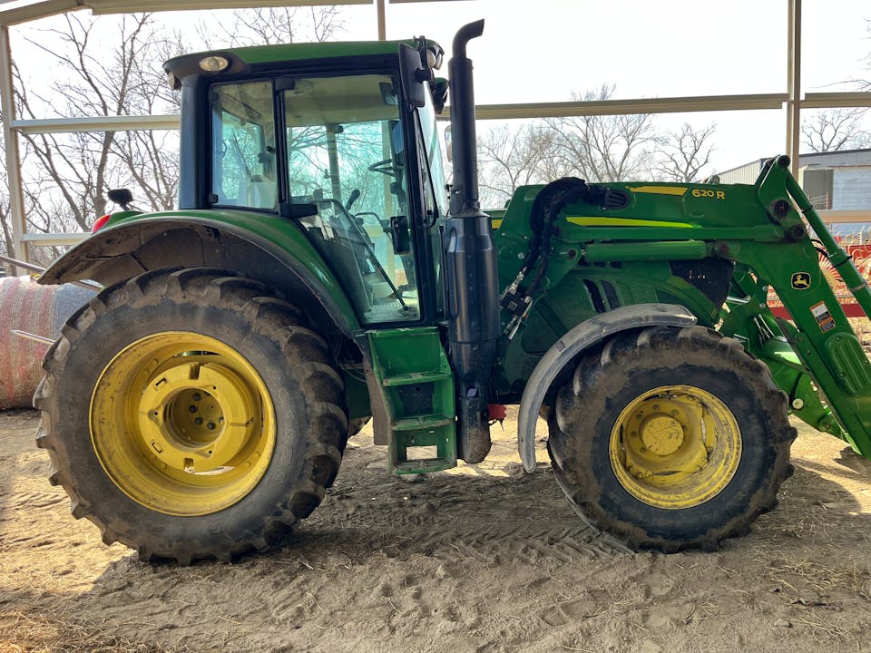 John Deere 6130M