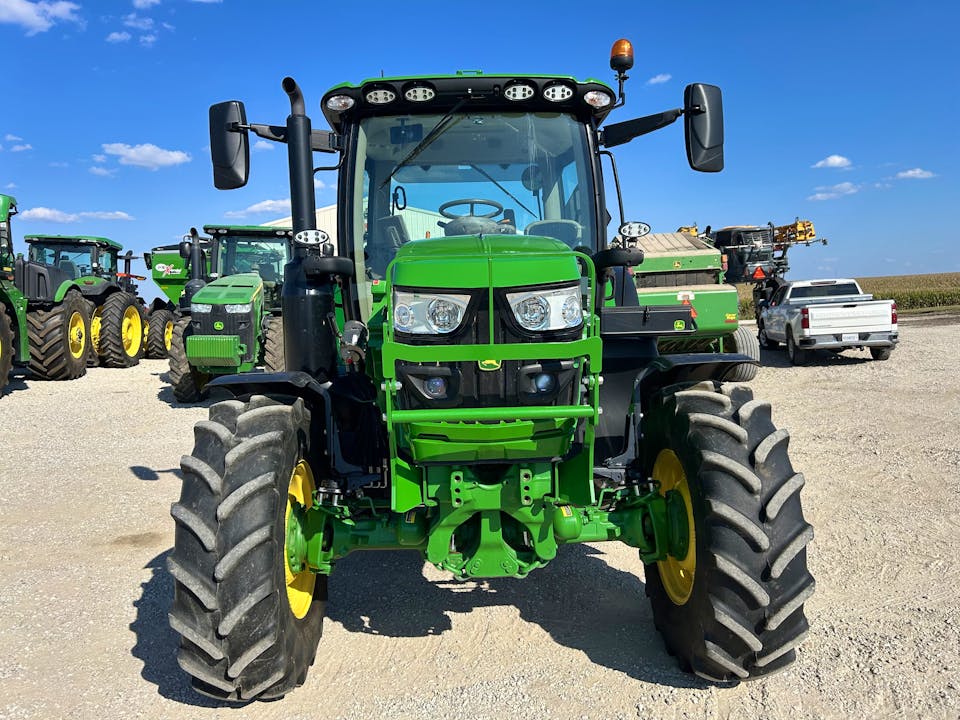John Deere 6130R