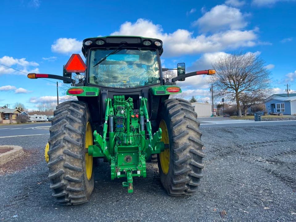 John Deere 6175R
