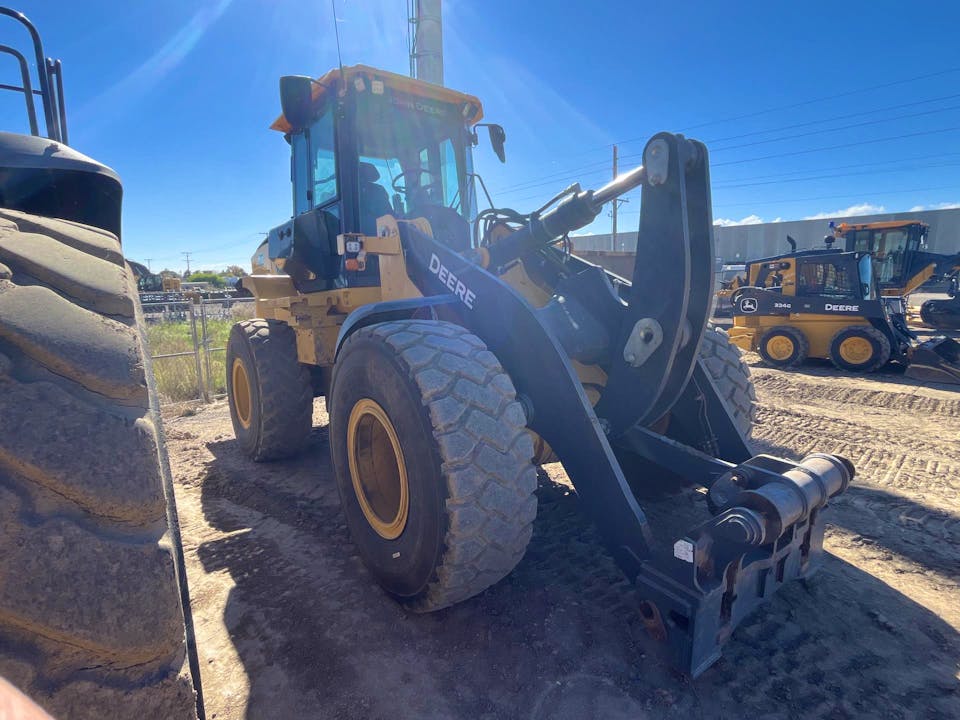 John Deere 624 P