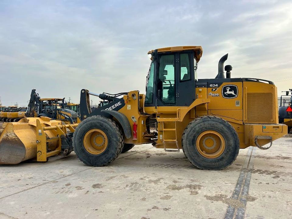 John Deere 624 P