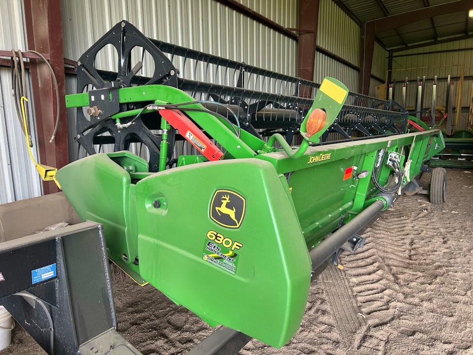 John Deere 630F