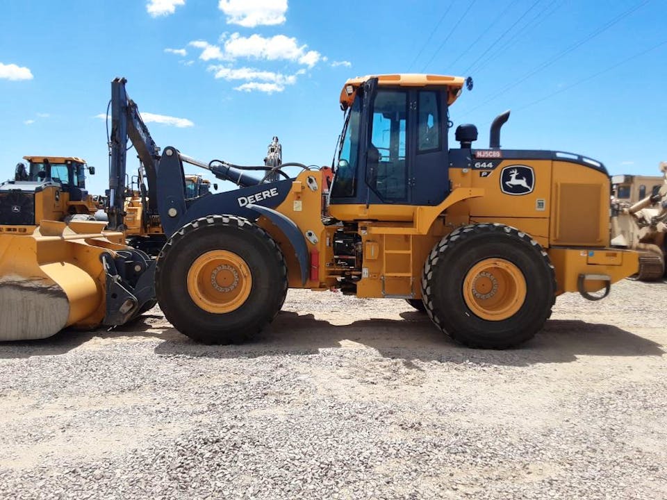 John Deere 644P