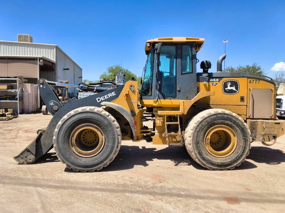 John Deere 644P