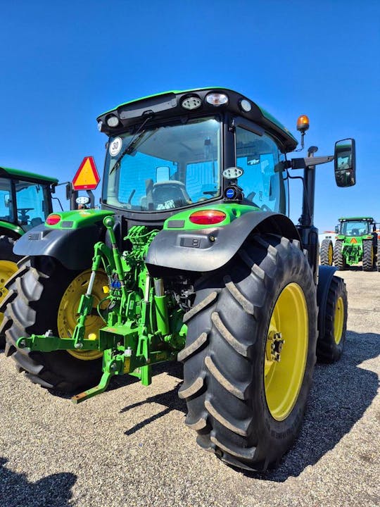John Deere 6R 130