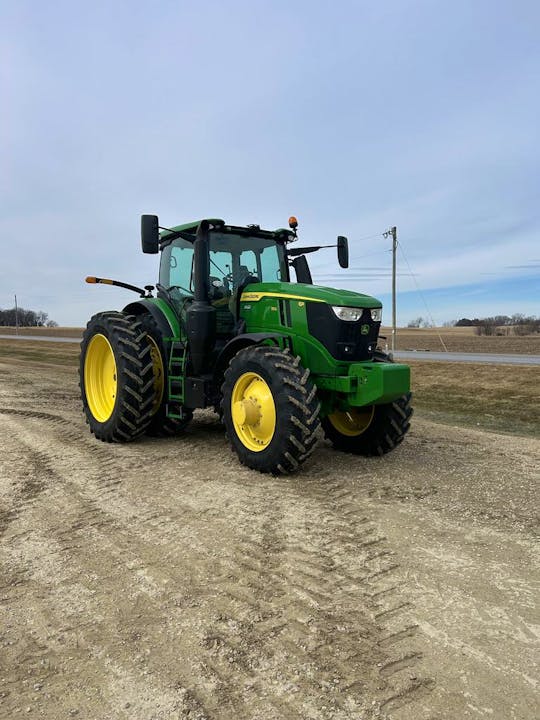 John Deere 6R 250
