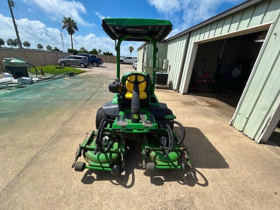 John Deere 7400A TerrainCut