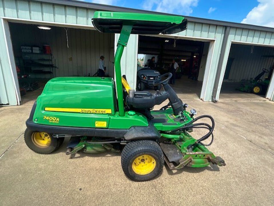 John Deere 7400A TerrainCut
