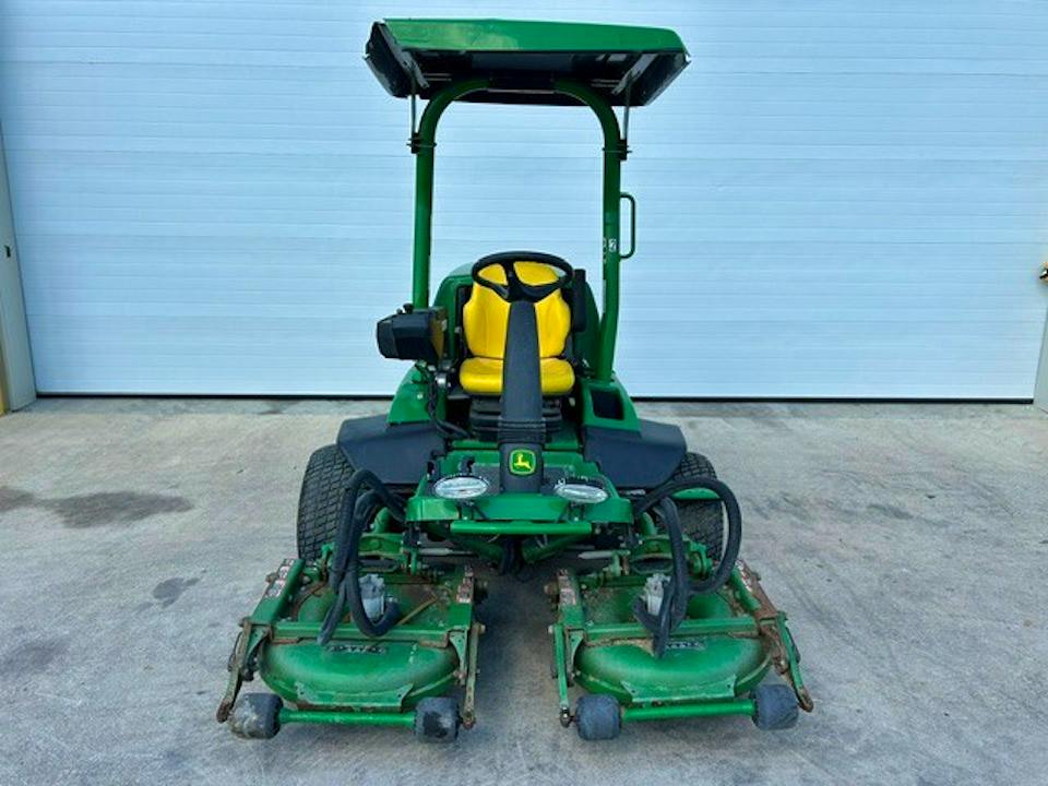 John Deere 7400A TerrainCut